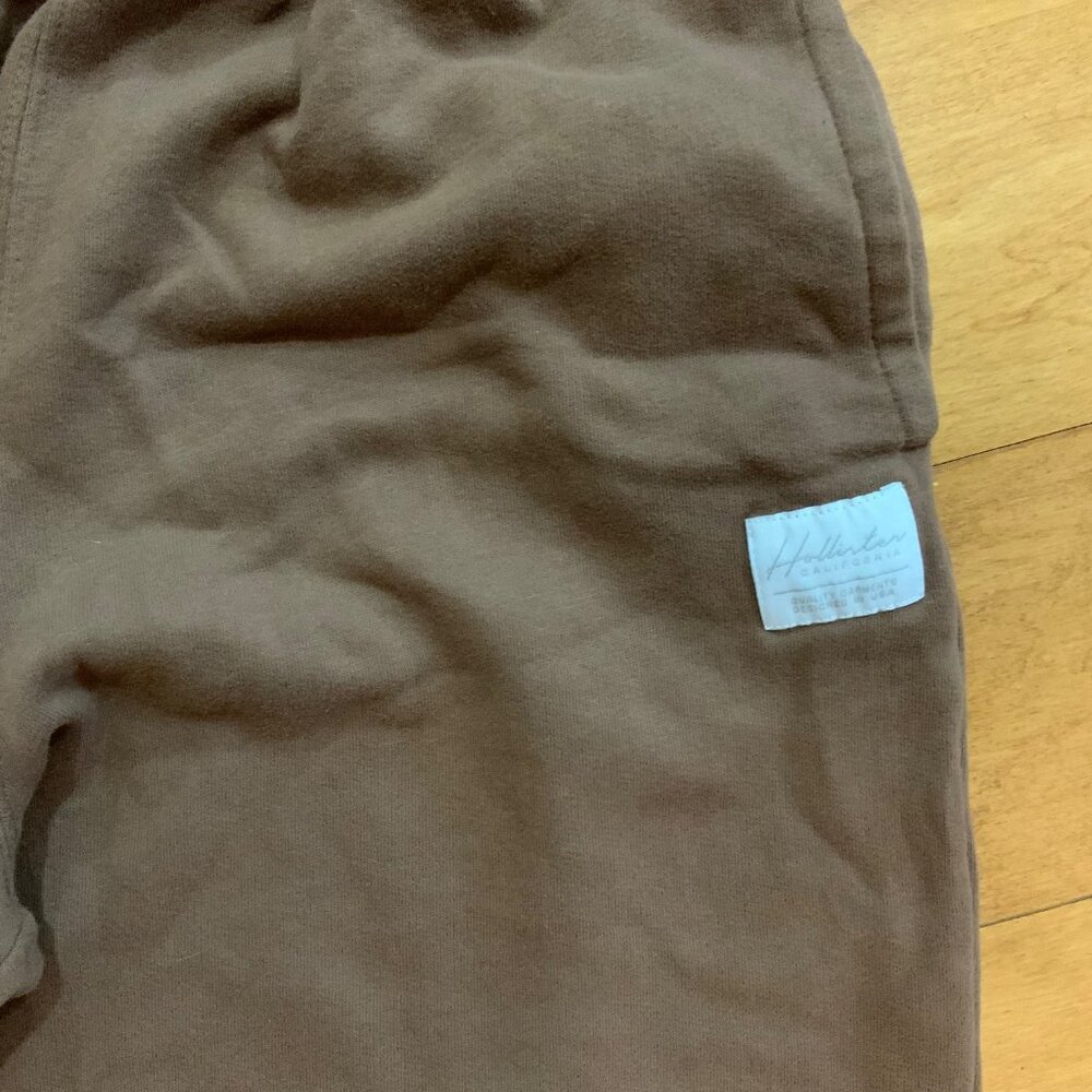 Hollister women xs brown Sweat pants